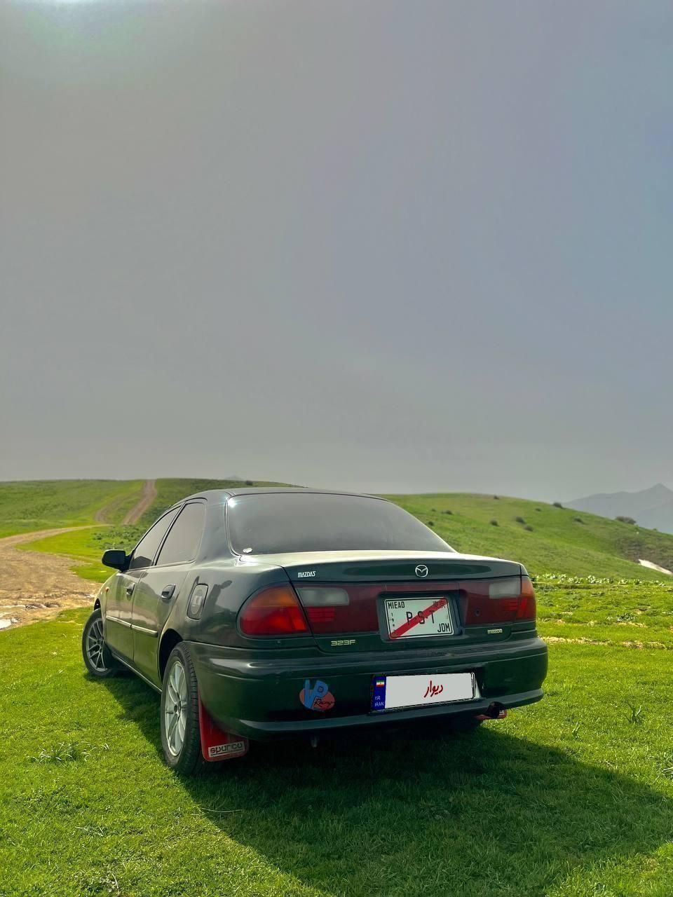 مزدا 323 F - 1379
