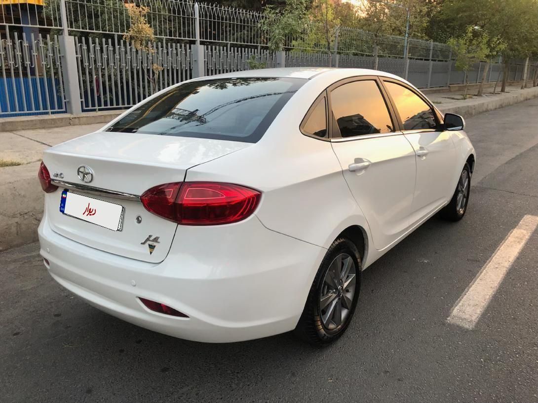 جک J4 اتوماتیک ساده - 1402