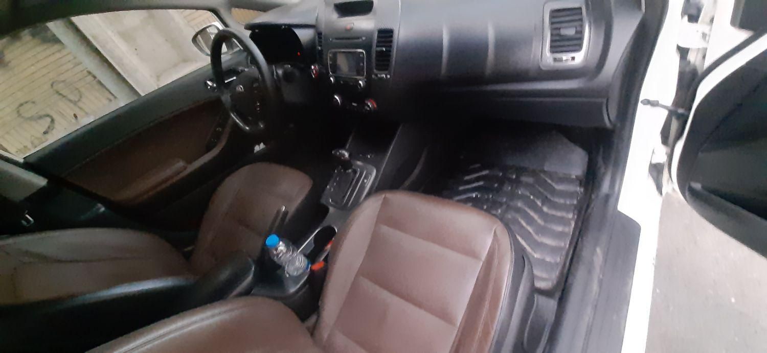 کیا سراتو 2.0 لیتر اتوماتیک GT لاین - 2014