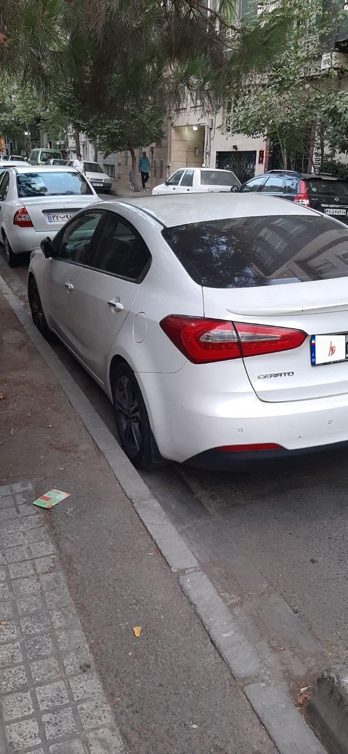 کیا سراتو 2.0 لیتر اتوماتیک GT لاین - 2014