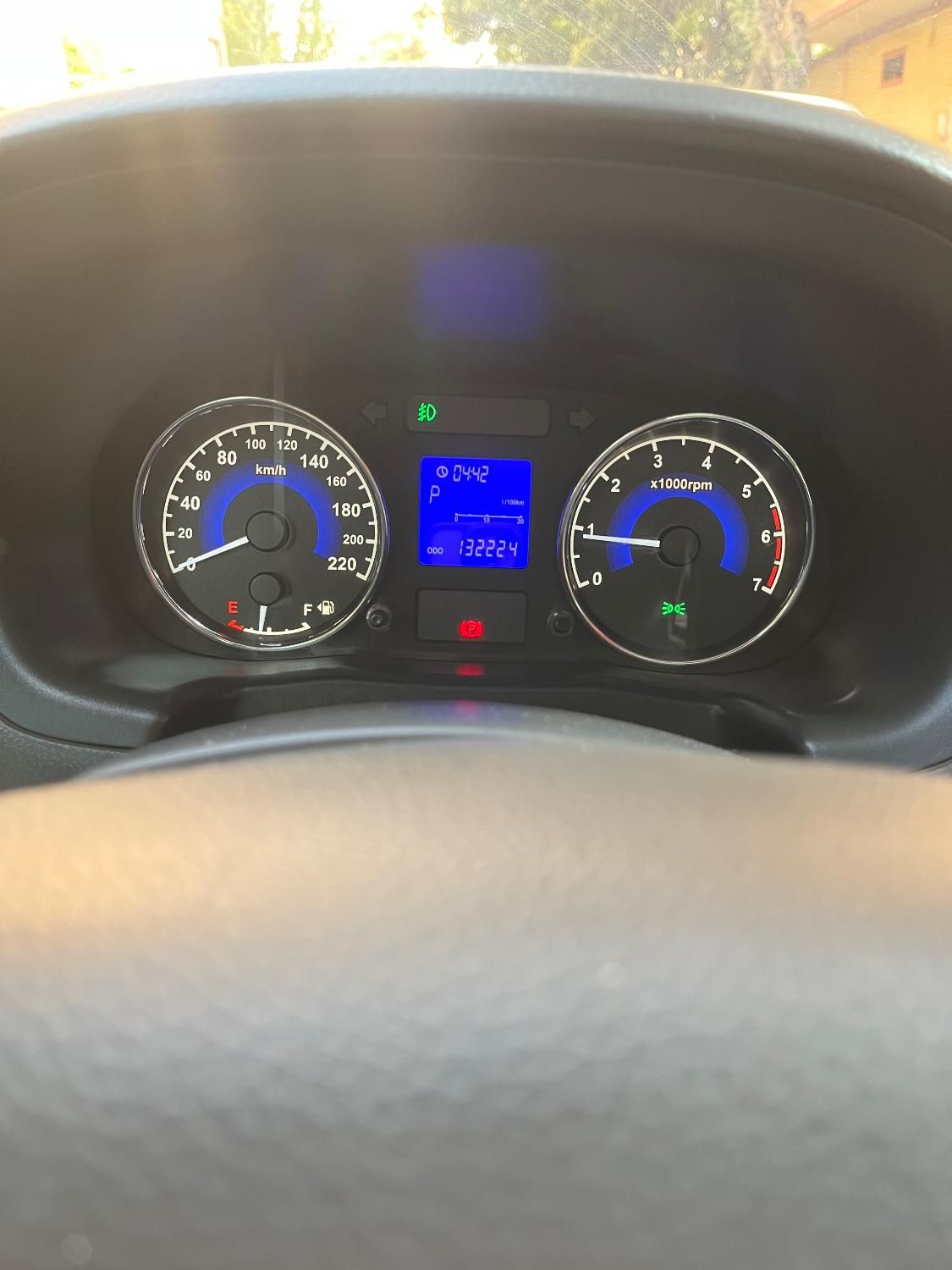 ام وی ام 550 اتوماتیک - 1396