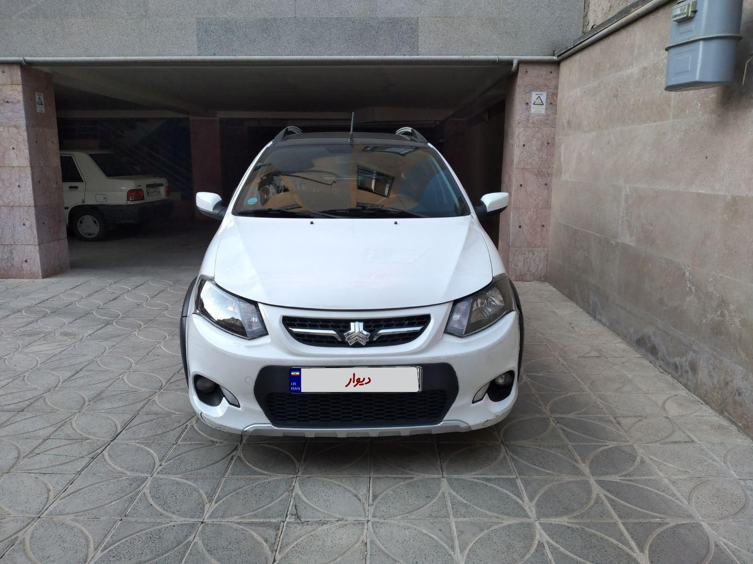 خودرو کوییک، R آگهی ann_19723602