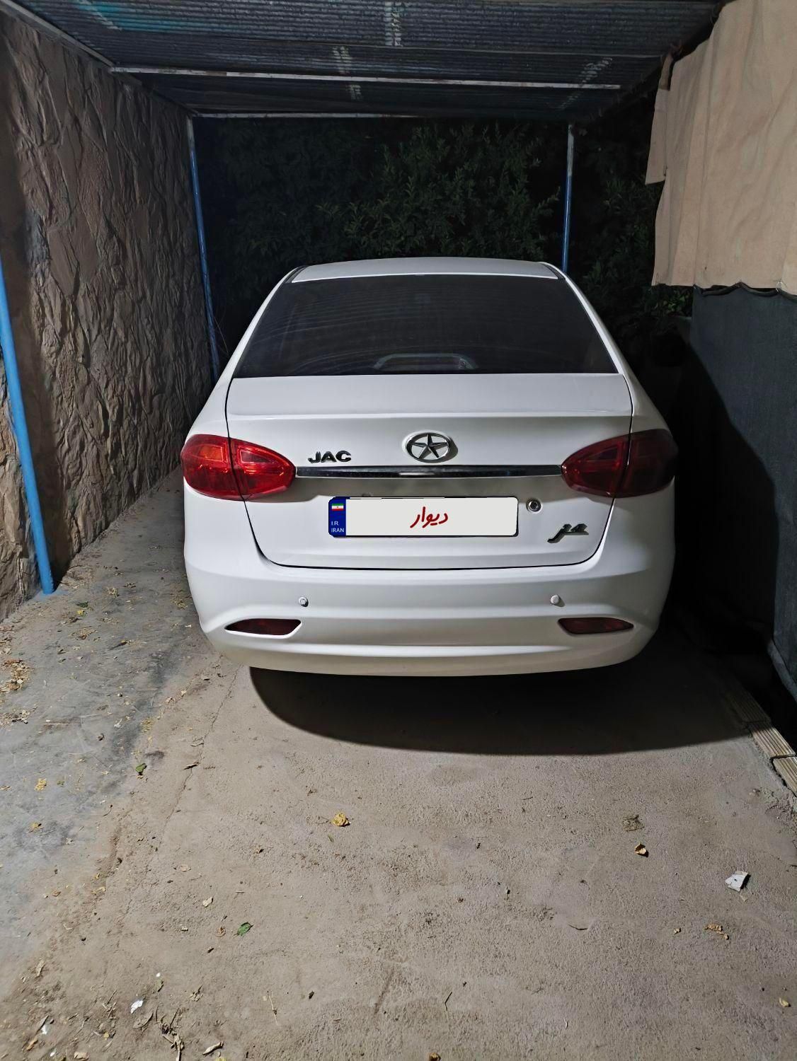 جک J4 اتوماتیک ساده - 1402