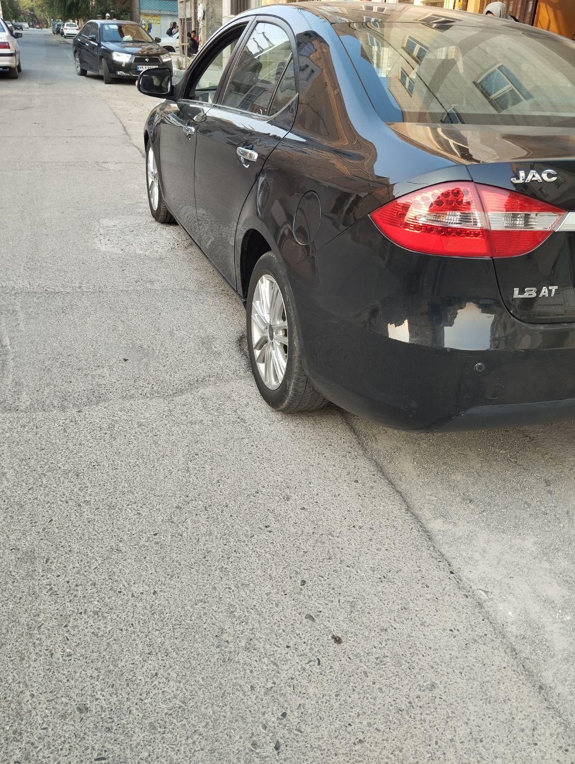 جک J5 اتوماتیک - 1395