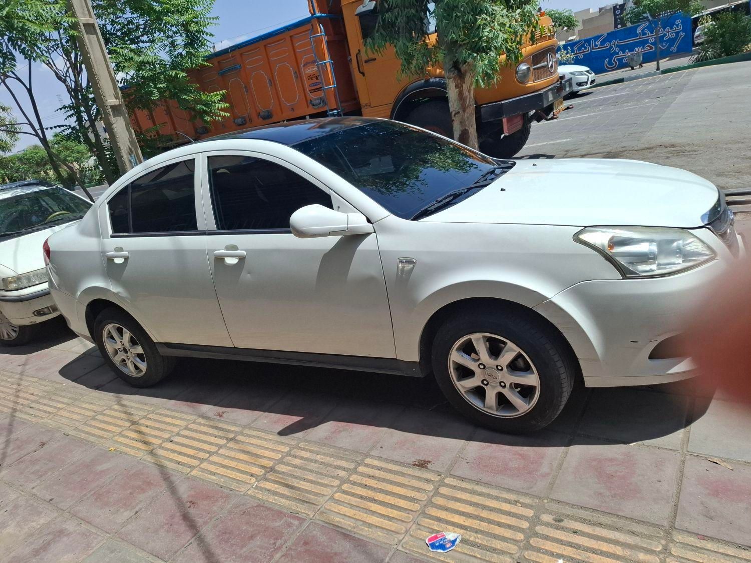 ام وی ام 550 دنده‌ای - 1395