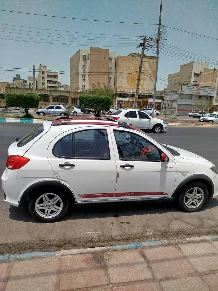 خودرو کوییک، R آگهی ann_19724180