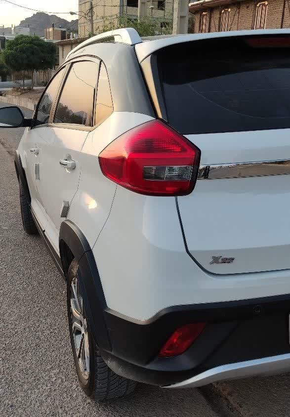 ام وی ام X22 اتوماتیک اسپرت - 1396