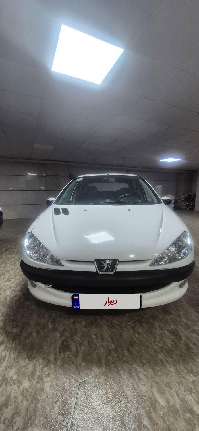 پژو ۲۰۶ صندوق دار v8 - 1390