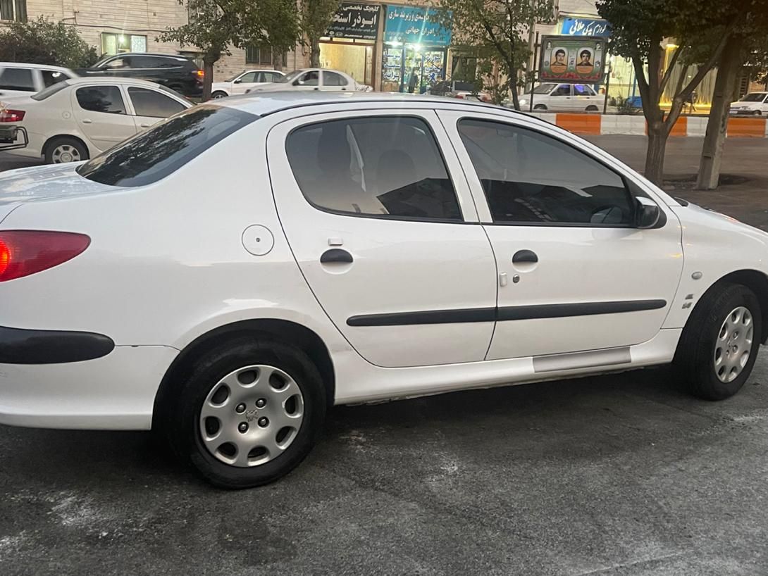 پژو ۲۰۶ صندوق دار v20 - 1390