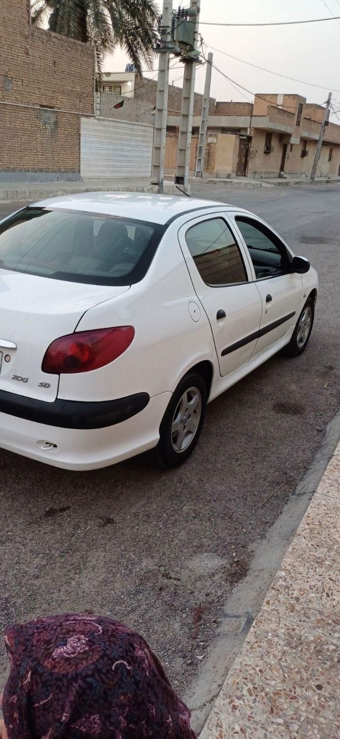 پژو ۲۰۶ صندوق دار v8 - 1395