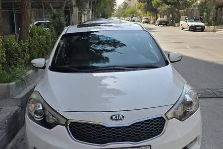 کیا سراتو 2.0 لیتر دنده ای - 2015
