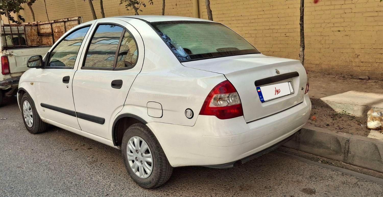 تیبا صندوق دار SX - 1395