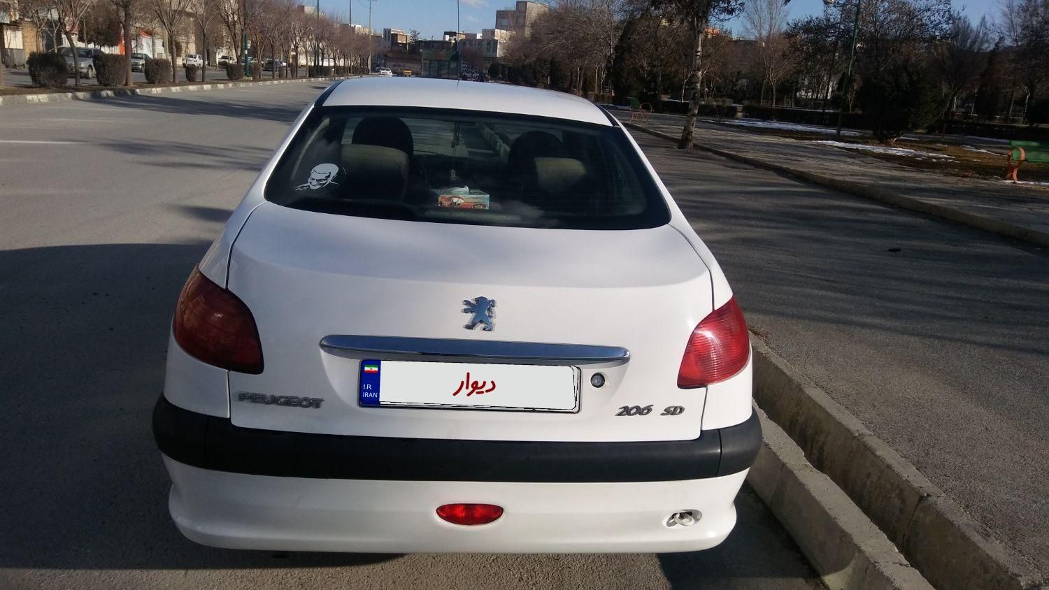 پژو ۲۰۶ صندوق دار v8 - 1390