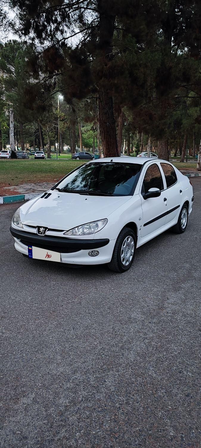 پژو ۲۰۶ صندوق دار v8 - 1394
