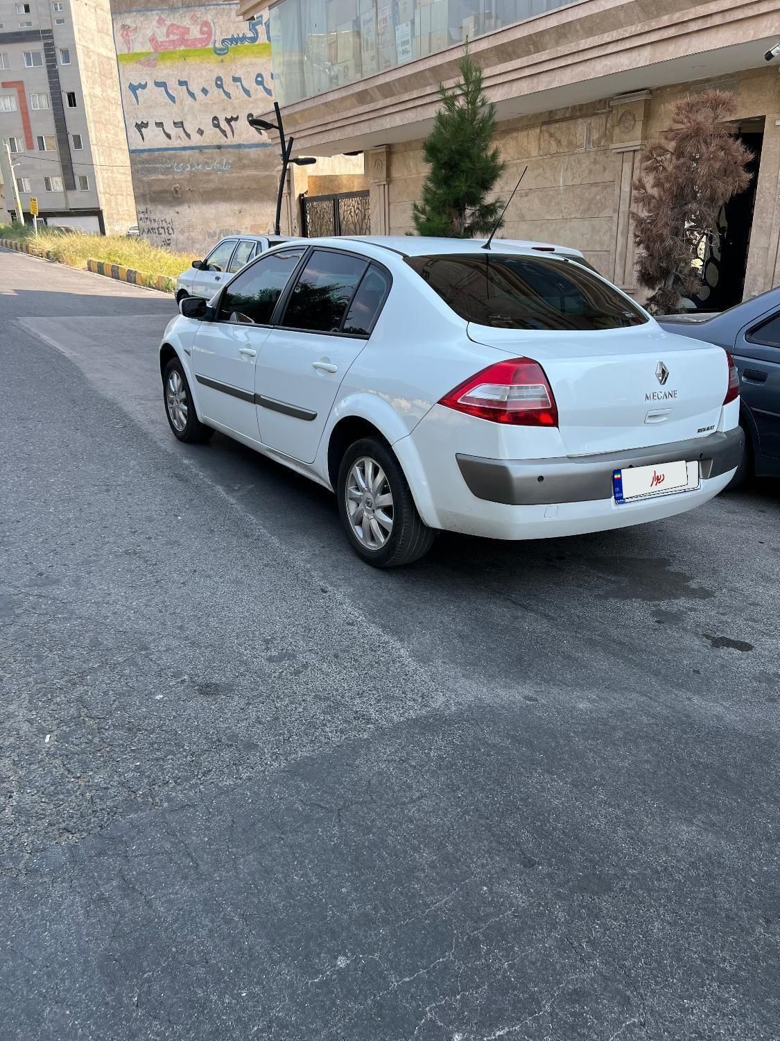 رنو مگان پارس خودرو 2000 - 1391