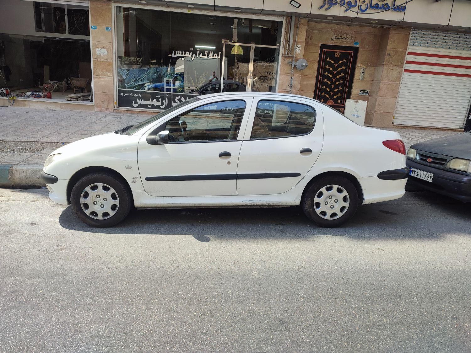 پژو ۲۰۶ صندوق دار v8 - 1398