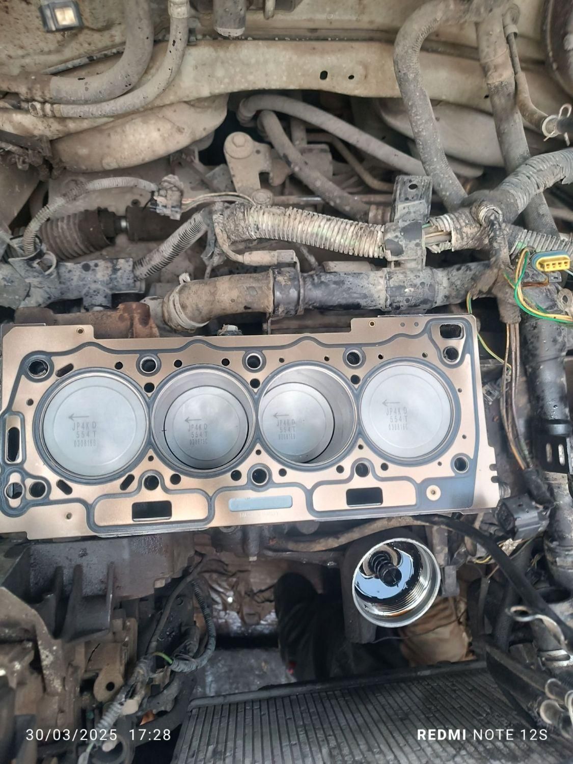پژو ۲۰۶ صندوق دار v8 - 1392