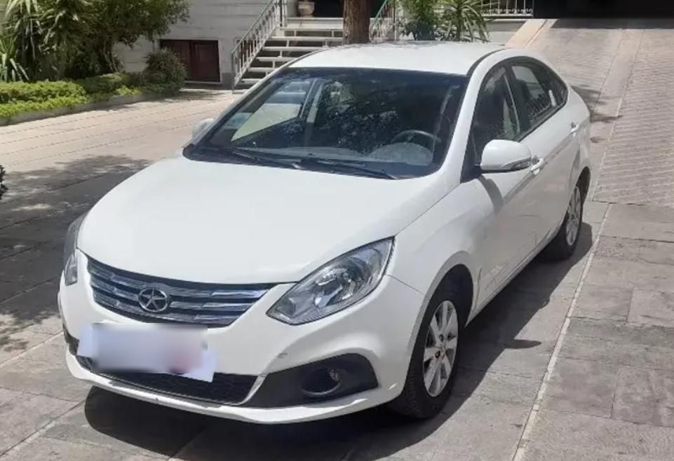 جک J4 اتوماتیک ساده - 1402