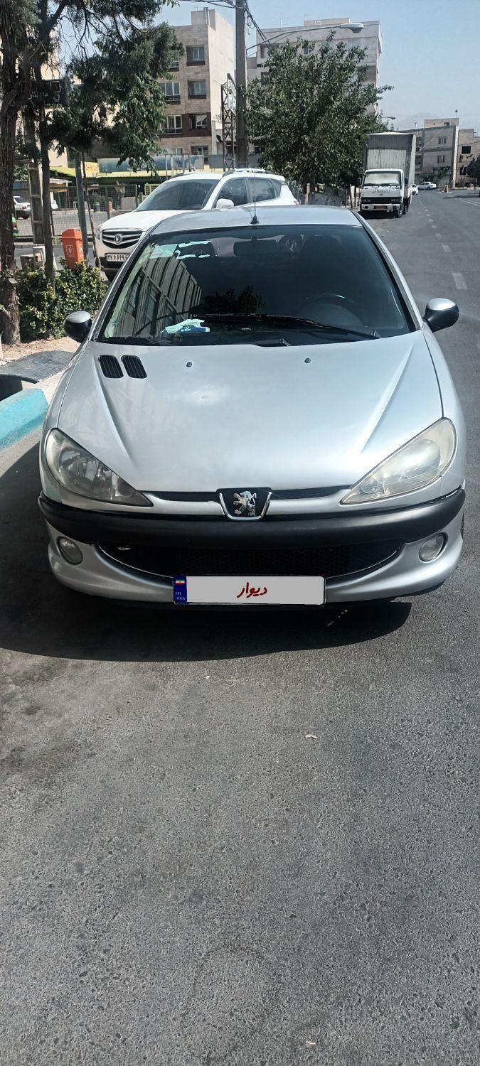 پژو ۲۰۶ صندوق دار v8 - 1385