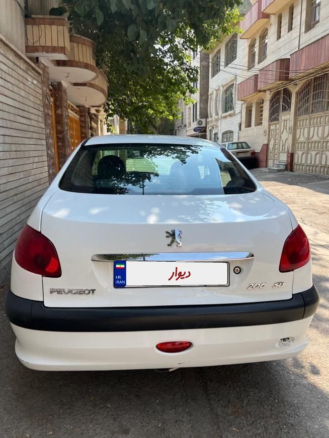 پژو ۲۰۶ صندوق دار v8 - 1399