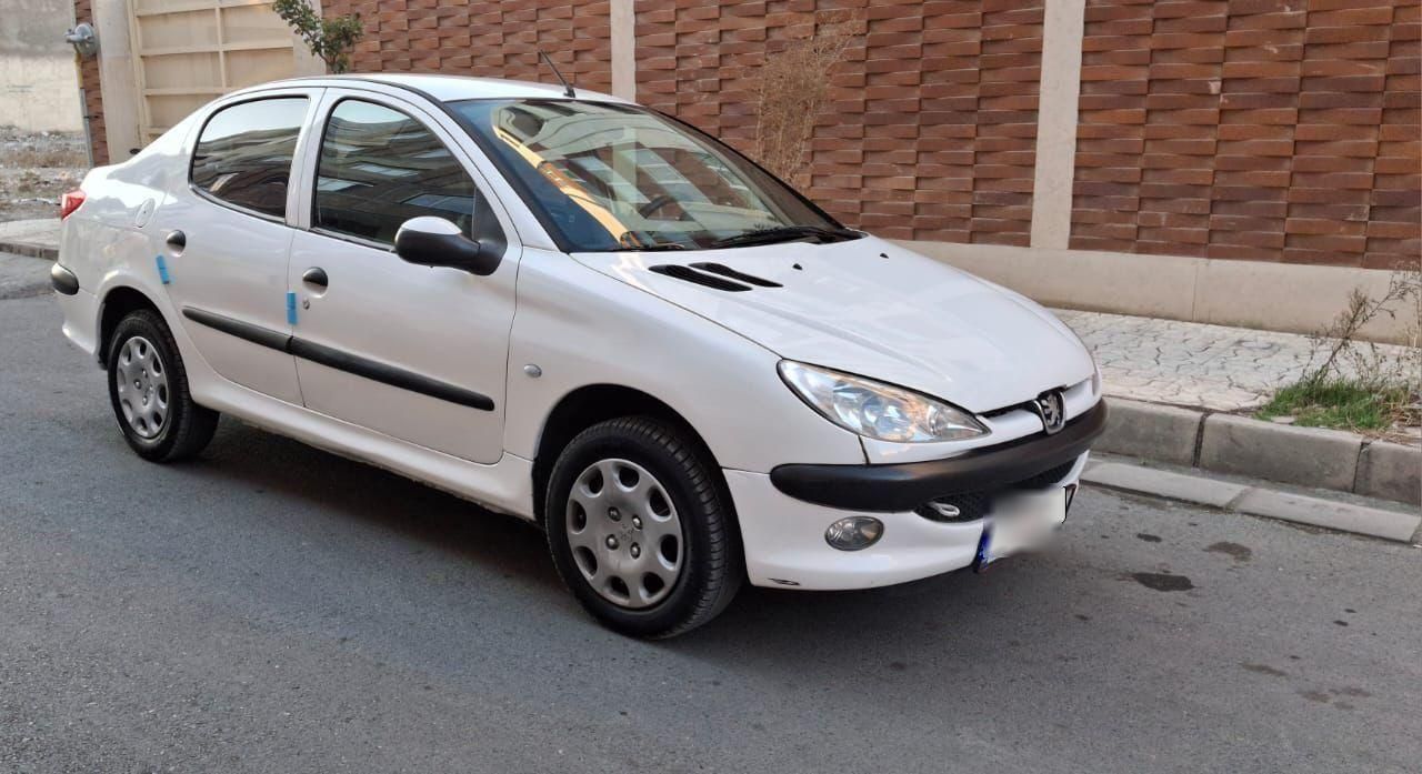 پژو ۲۰۶ صندوق دار v8 - 1392