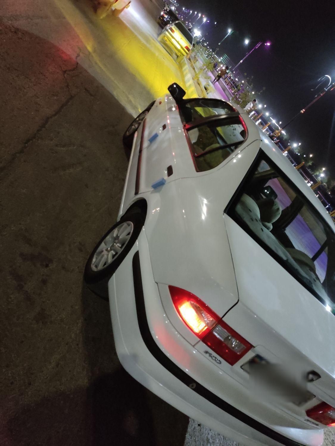 سمند LX XU7 - 1390
