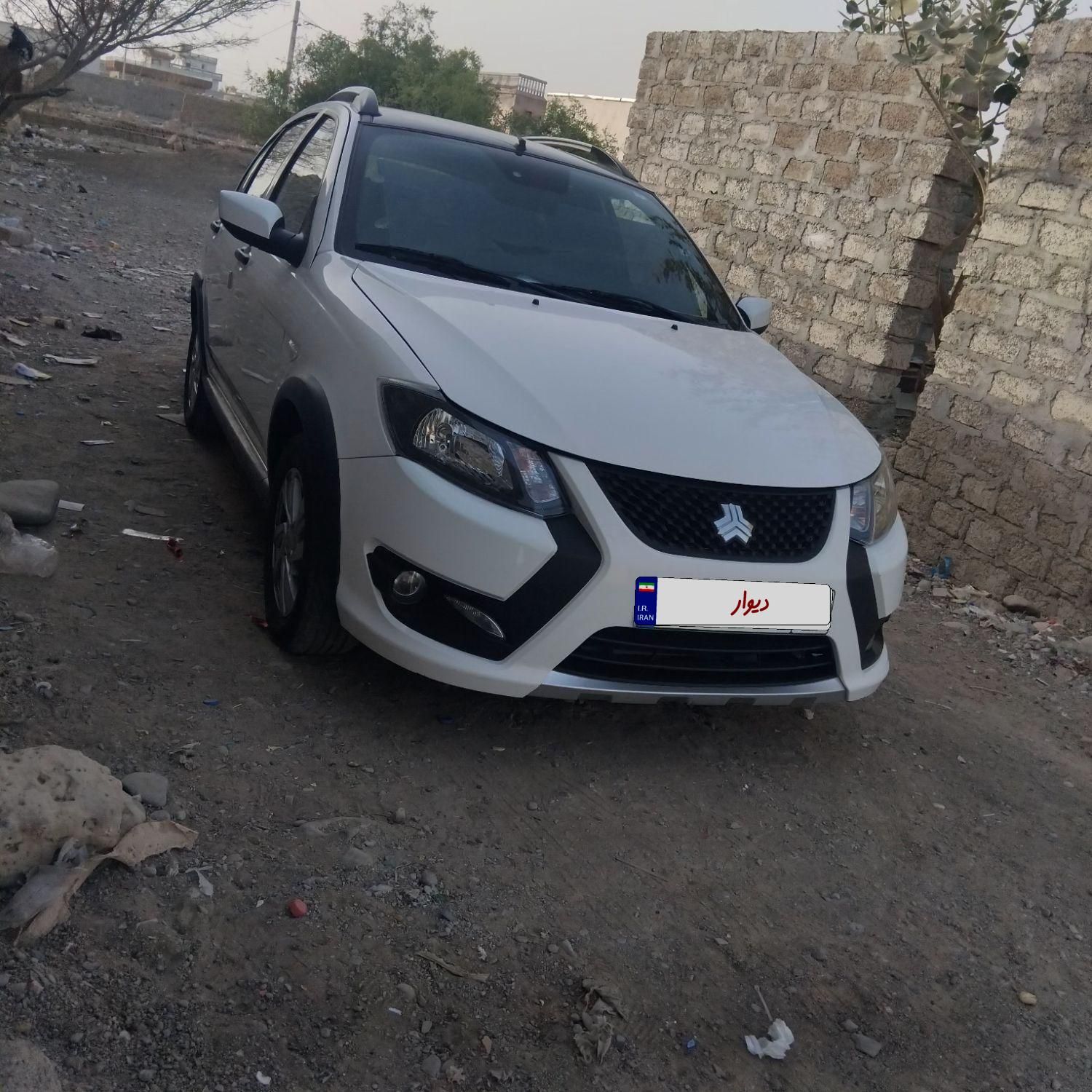خودرو کوییک، R آگهی ann_19728016
