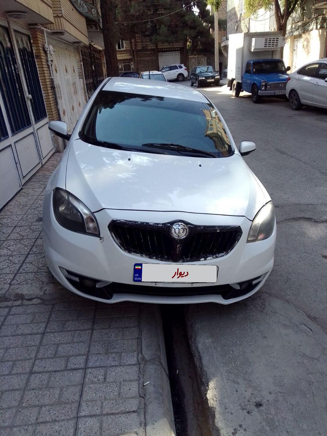 برلیانس H320 دنده‌ای 1500 - 1394