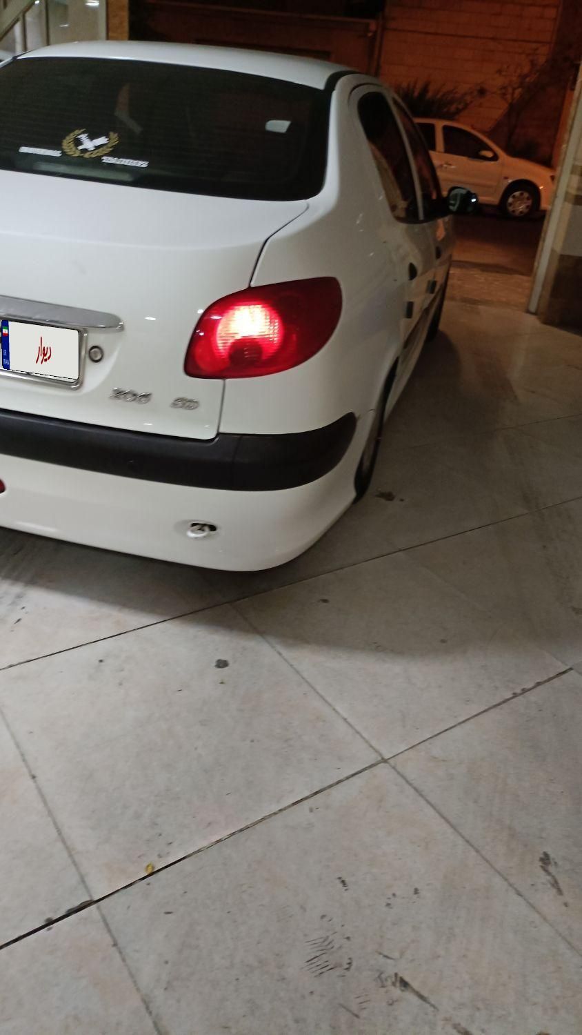 پژو ۲۰۶ صندوق دار v8 - 1395