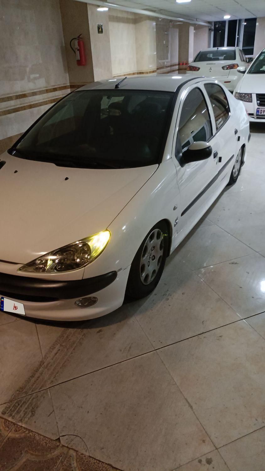 پژو ۲۰۶ صندوق دار v8 - 1395