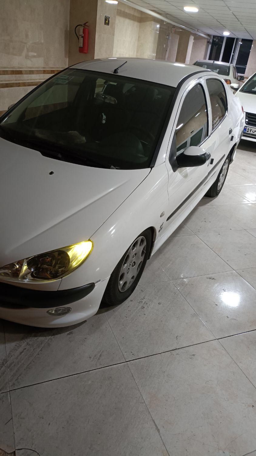 پژو ۲۰۶ صندوق دار v8 - 1395