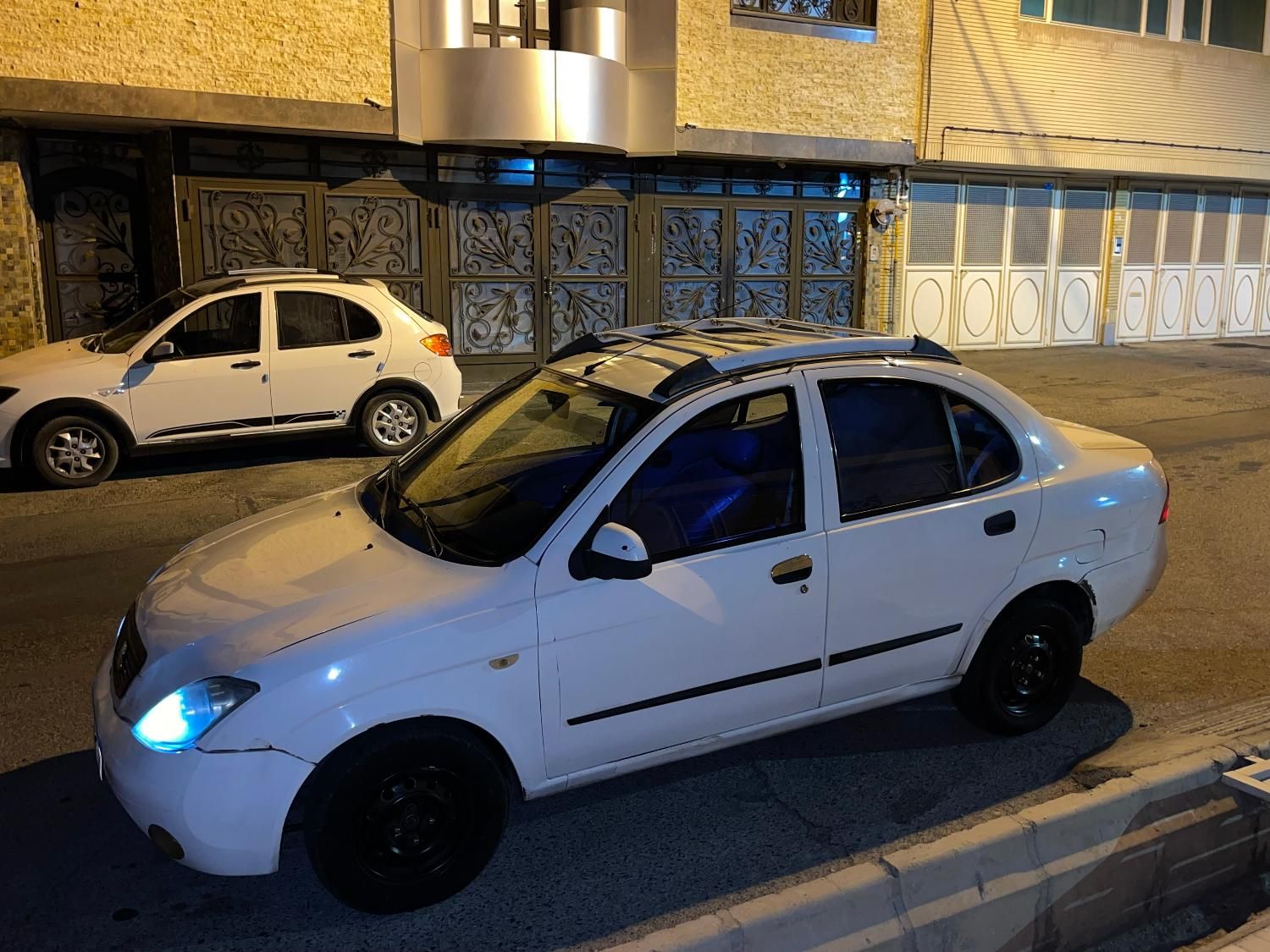تیبا صندوق دار EX - 1395