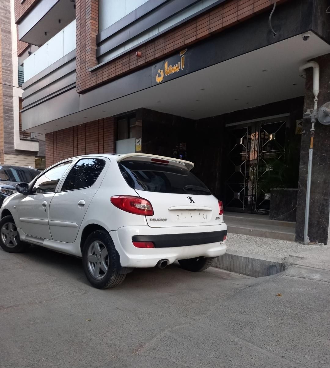پژو 207 دنده‌ای فرمان هیدرولیک - 1390