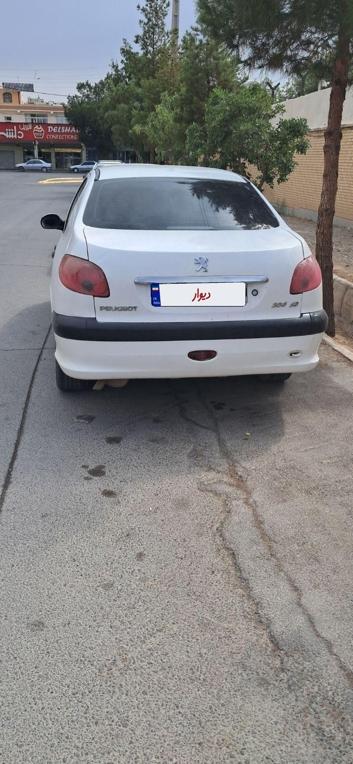 پژو ۲۰۶ صندوق دار v1 - 1386