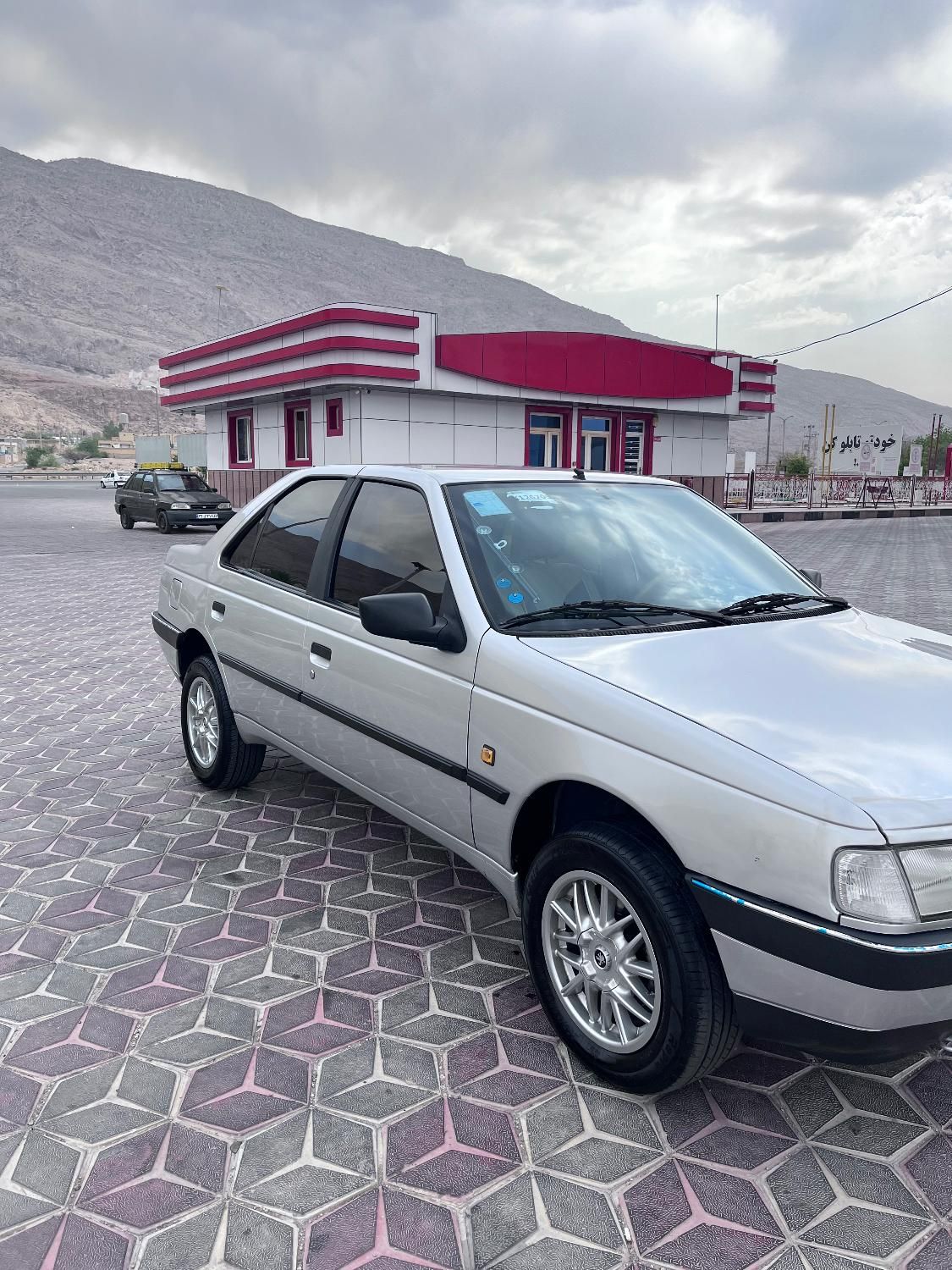 پژو 405 GLX - 1396