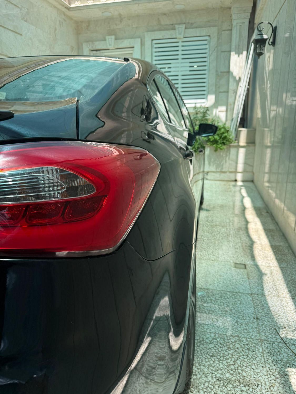کیا سراتو 2.0 لیتر اتوماتیک GT لاین - 2015