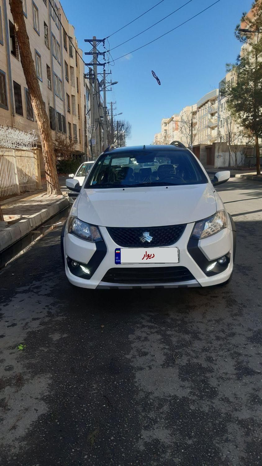 خودرو کوییک، R آگهی ann_19733294