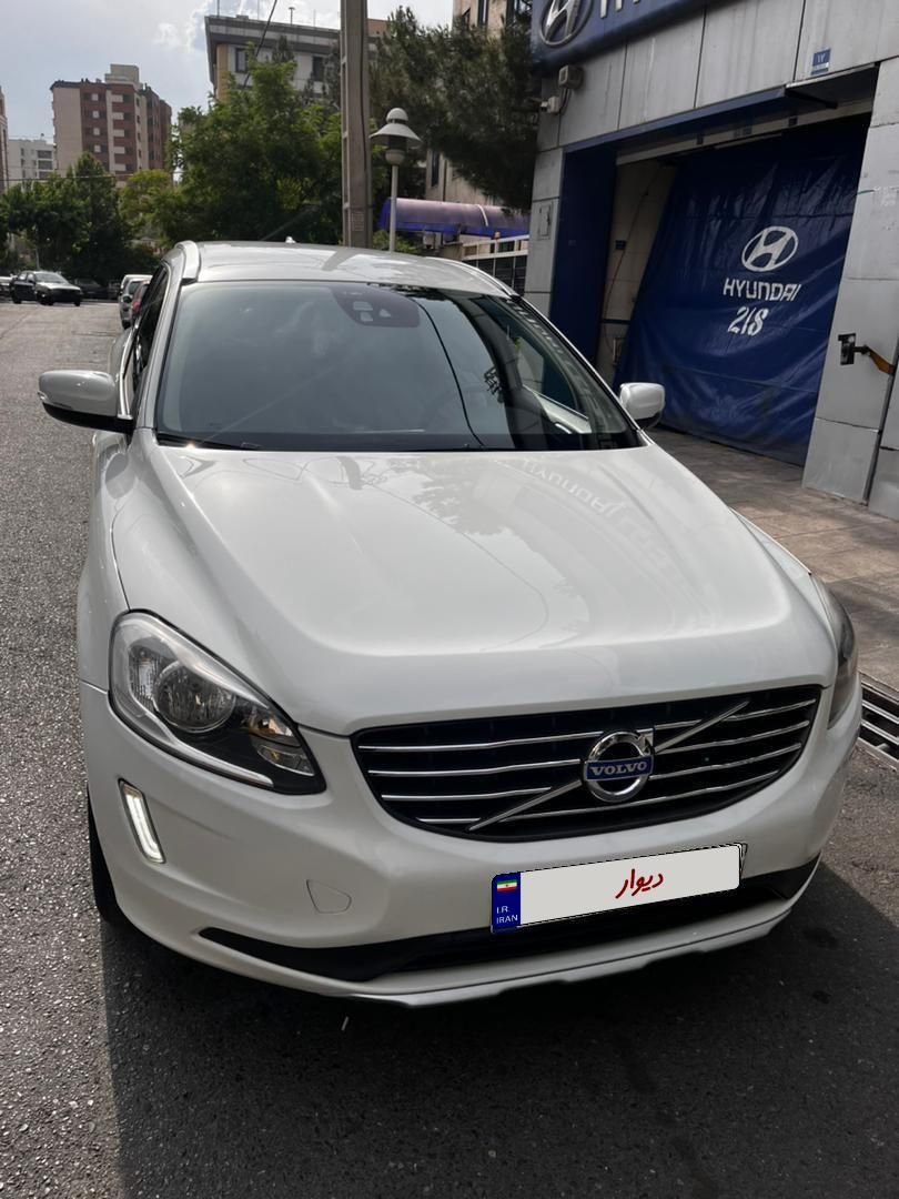 ولوو XC60 SELUX - 2014
