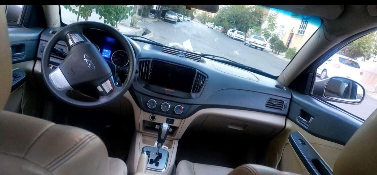 ام وی ام 550 اتوماتیک - 1394