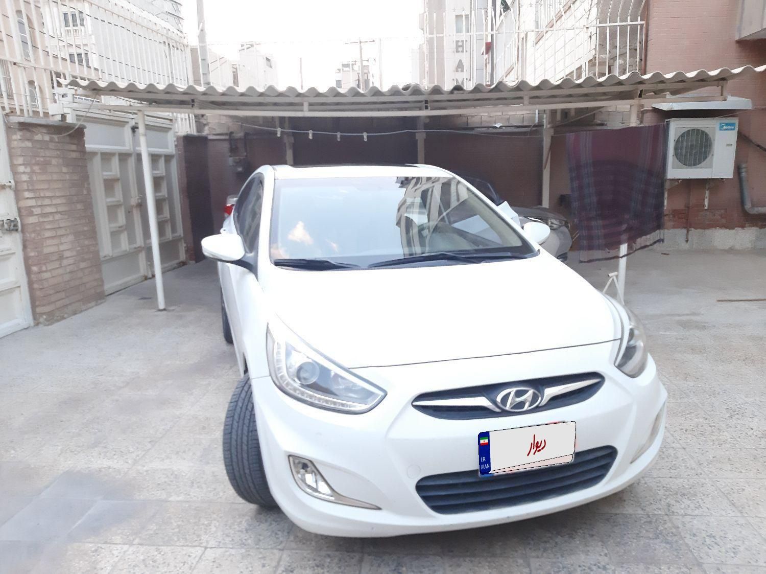 هیوندای اکسنت جی‌ال‌اس - 2014