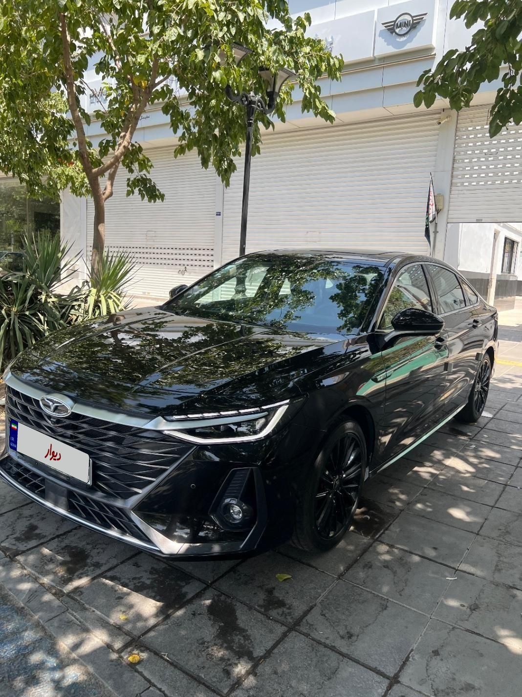 خودرو فونیکس، آریزو 8 آگهی ann_19739038