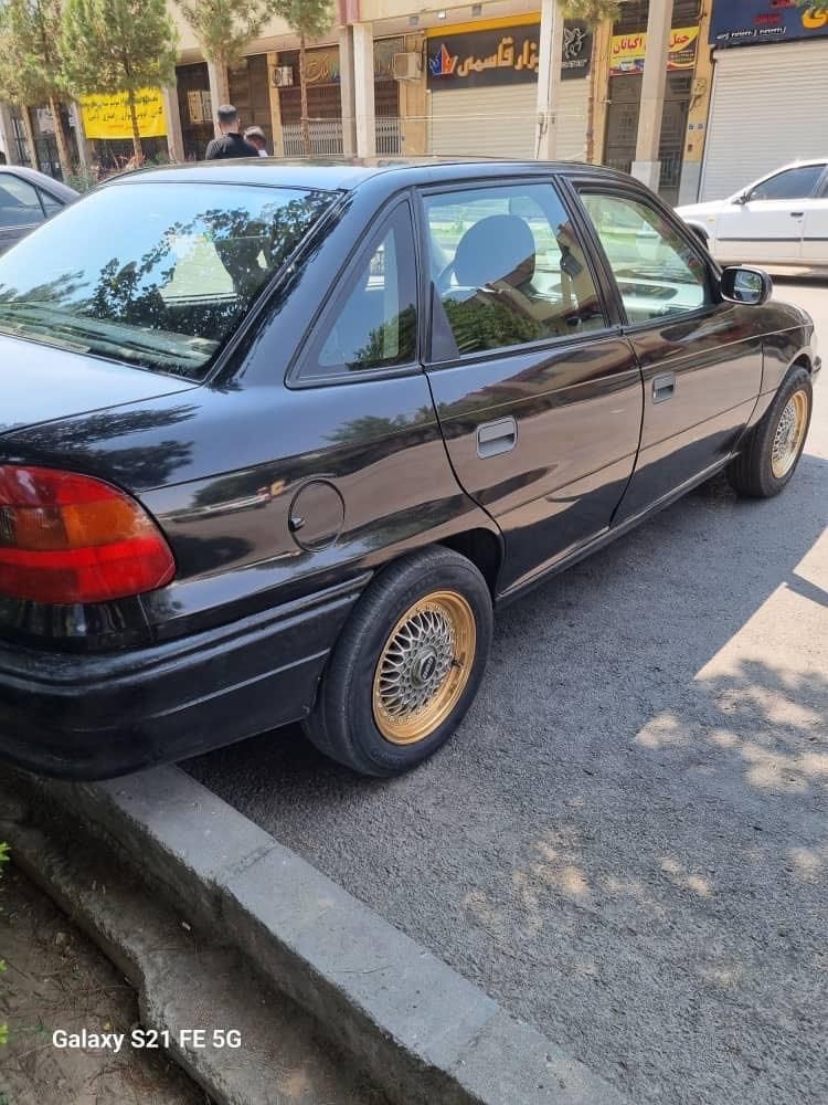 اپل آسترا هاچ بک 1600 شرکتی J - 1995