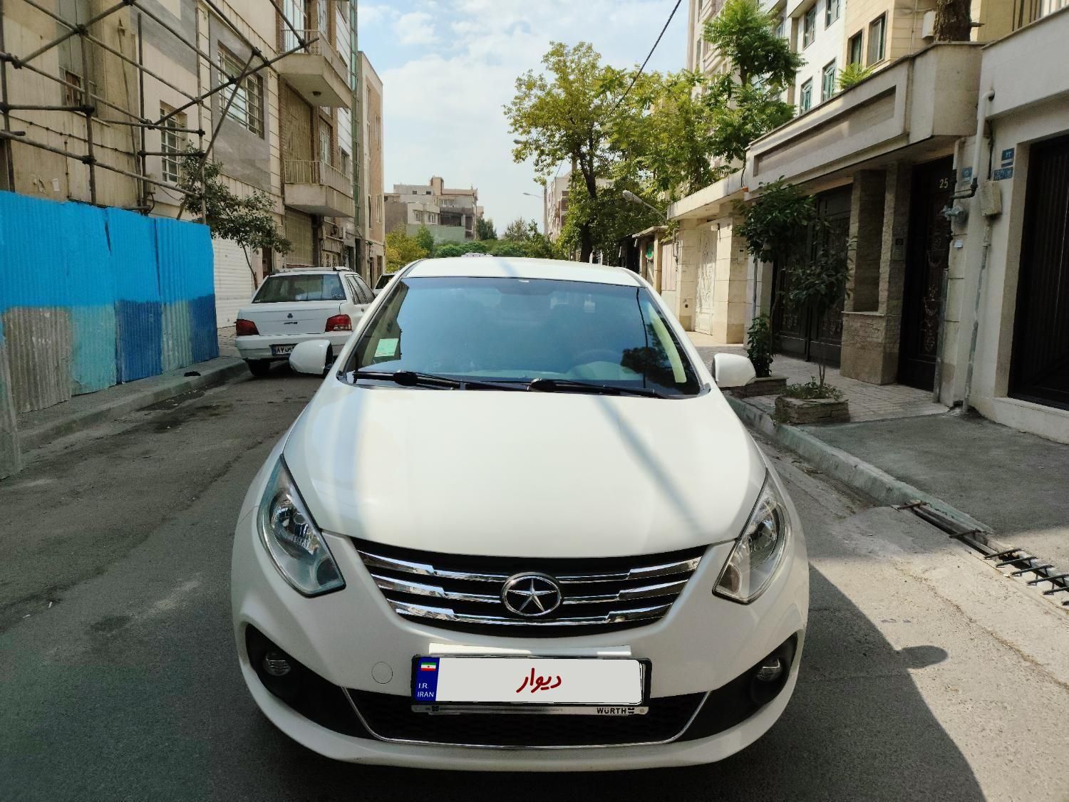 جک J4 اتوماتیک ساده - 1403