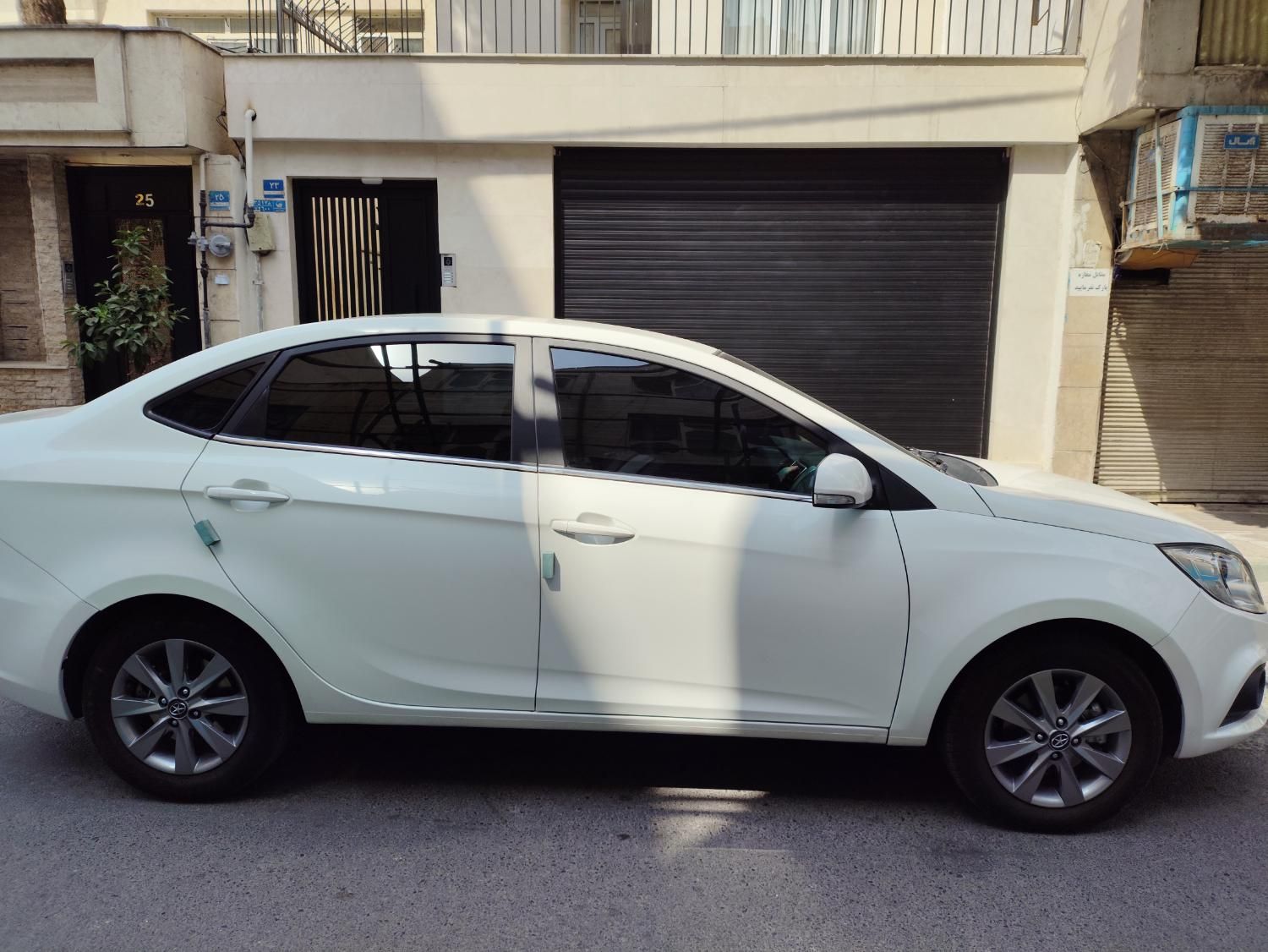 جک J4 اتوماتیک ساده - 1403
