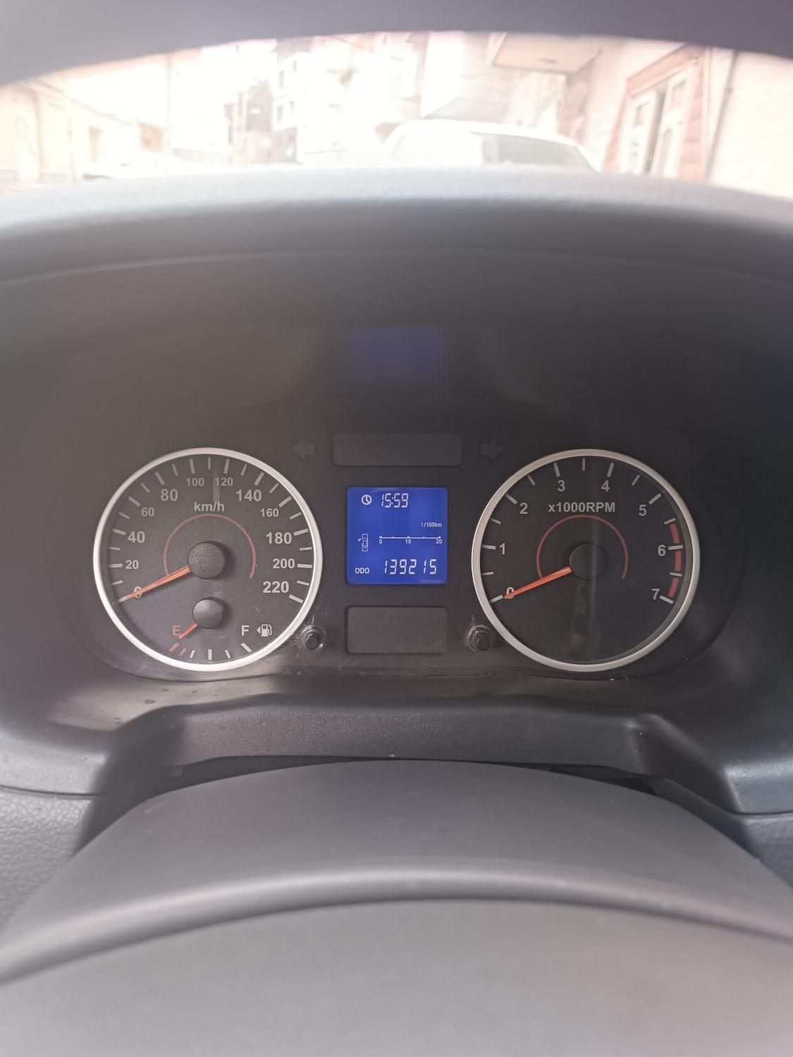 ام وی ام 550 اتوماتیک - 1394