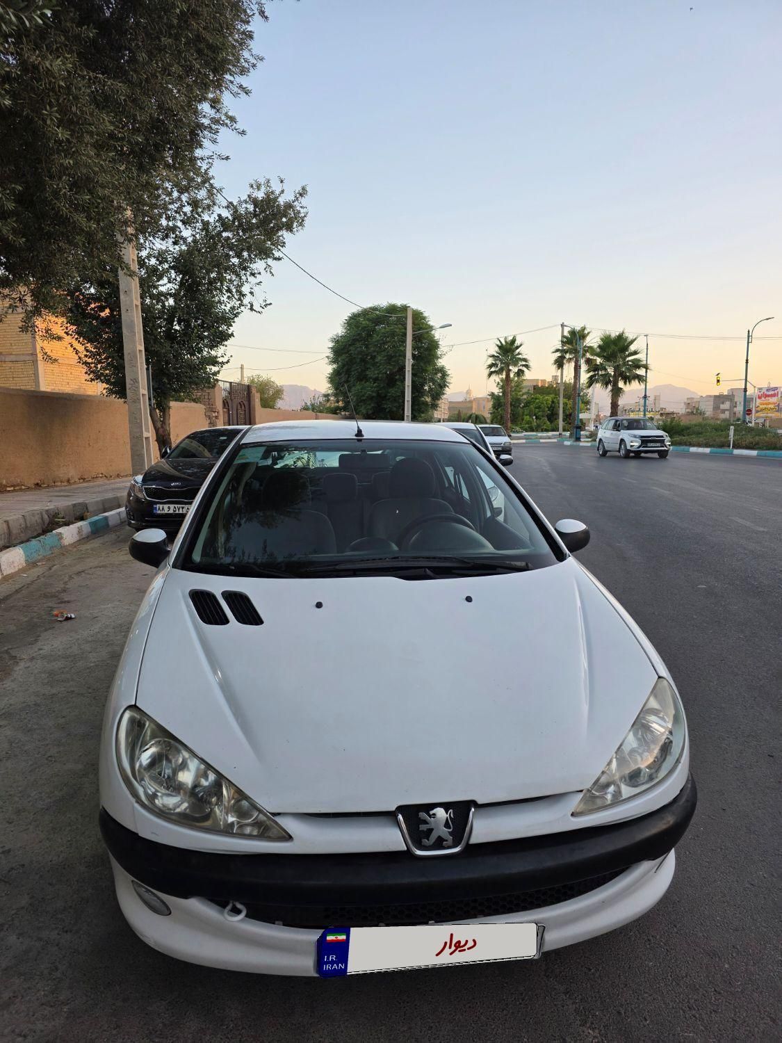 پژو ۲۰۶ صندوق دار v8 - 1399