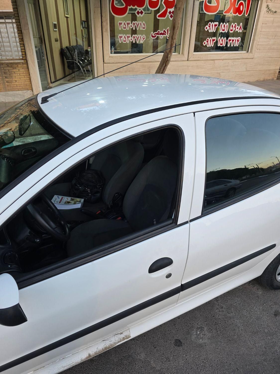 پژو ۲۰۶ صندوق دار v8 - 1399