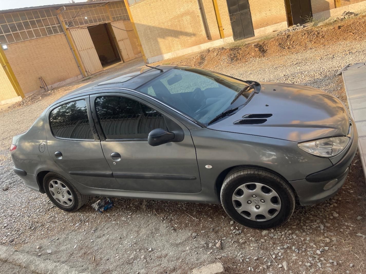 پژو ۲۰۶ صندوق دار v8 - 1385