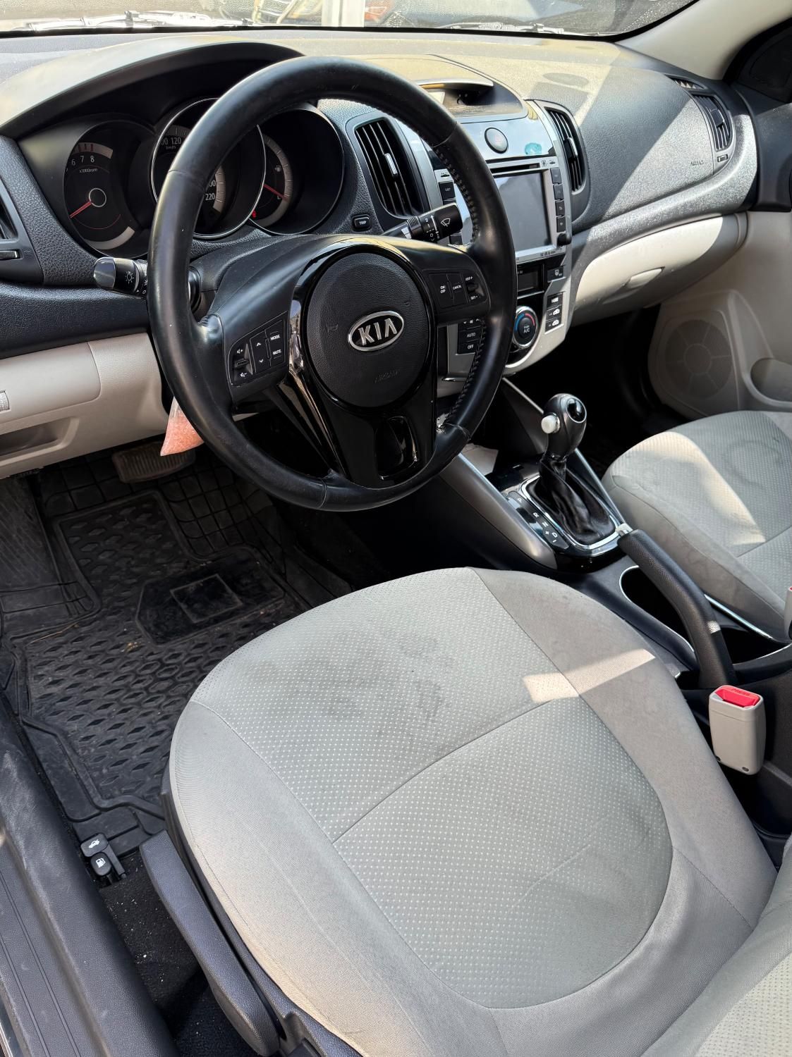 کیا سراتو 2.0 لیتر اتوماتیک GT لاین - 2017