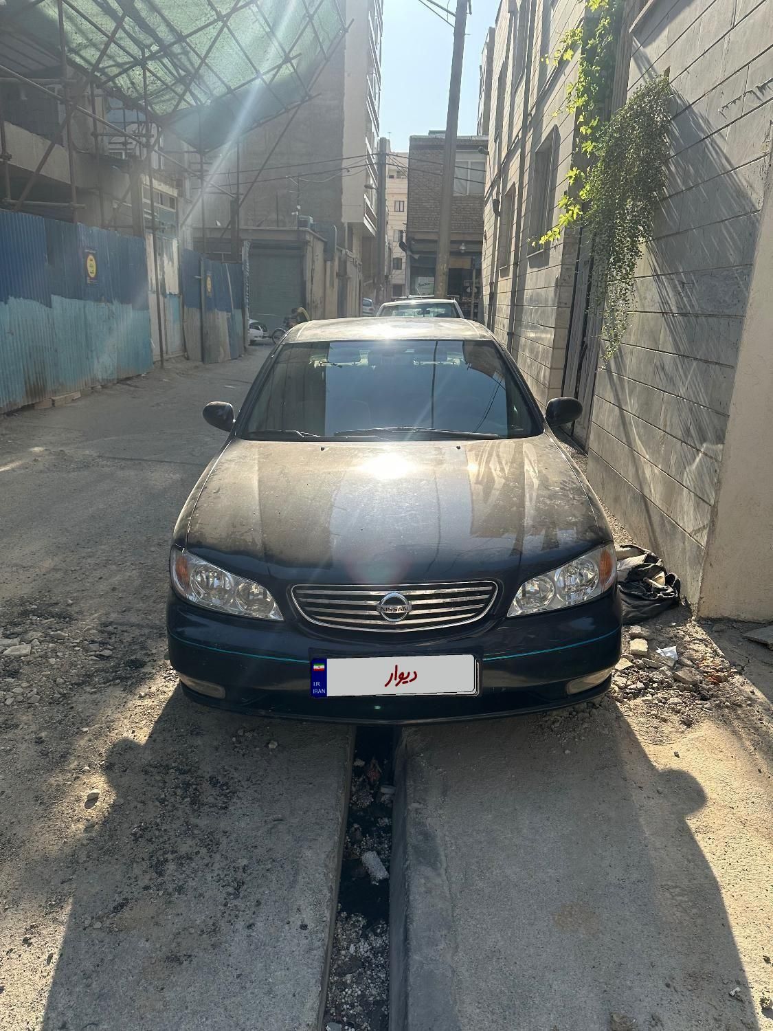 نیسان ماکسیما دنده‌ای - 1383